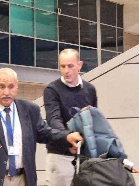 عاجل.. وصول هايكو هيرليتش للقاهرة تمهيدا لقيادة الزمالك