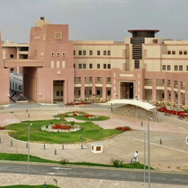 تعليق الدراسة الحضورية اليوم بجامعة الملك خالد