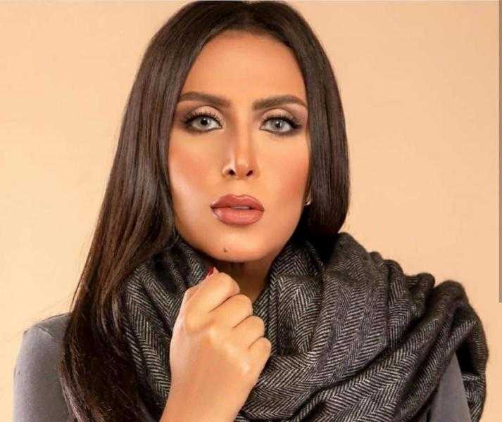 جمع تبرعات من نجوم الفن لمساعدة شيرين الطحان في مرضها