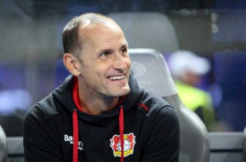 مفاجأة مدوية .. هايكو هيرليتش يرفض طلب الزمالك والمدرب يقترب من مغادرة القاهرة