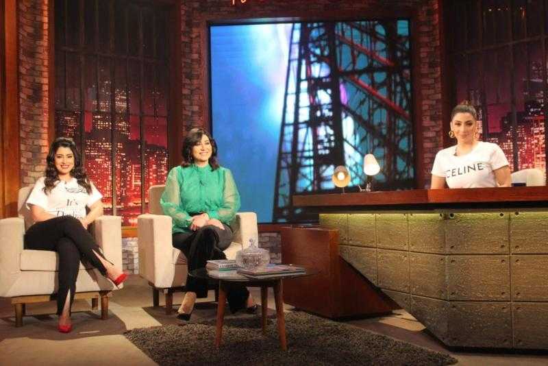 وفاء عامر: «نفسي أعمل شخصية سميرة موسى»