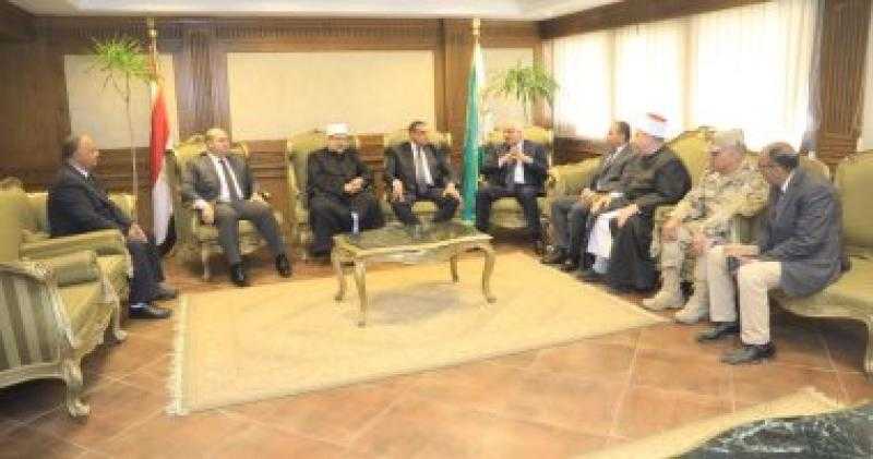 وزيرا الأوقاف والتنمية المحلية يلتقون قيادات الدعوة بالجيزة