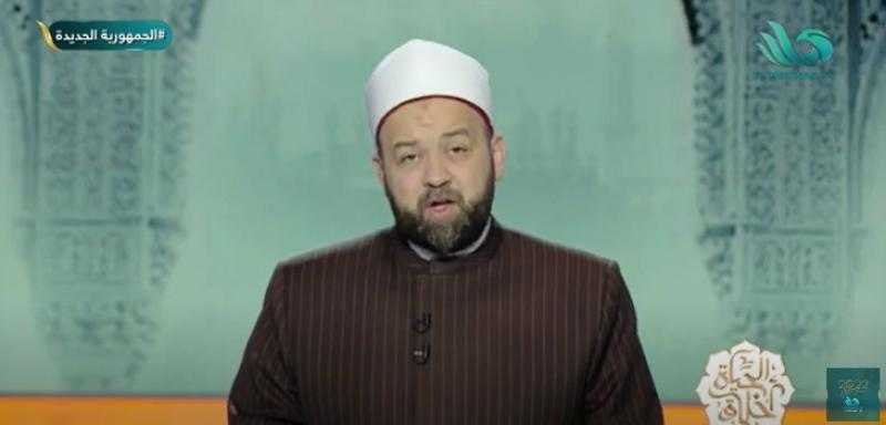 يسري عزام: يجوز للمرأة أن تُعطي زكاة مالها لزوجها - فيديو