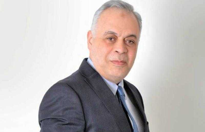 أشرف زكي: اعتدت زيارة أولياء الله الصالحين.. وارتبطت بشيخ صوفي وكنا نجلس في حلقات ذكر