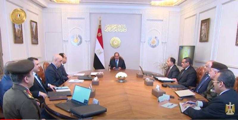 شاهد.. تفاصيل اجتماع الرئيس السيسي بـ«مدبولي» وعدد من الوزراء اليوم