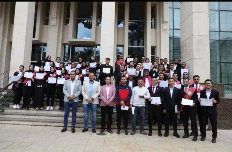 مرصد الأزهر يستقبل عددًا من طلاب جامعة بني سويف