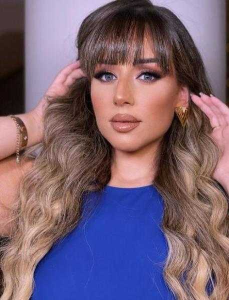 إطلالة ساحرة للفنانة فرح الزاهد