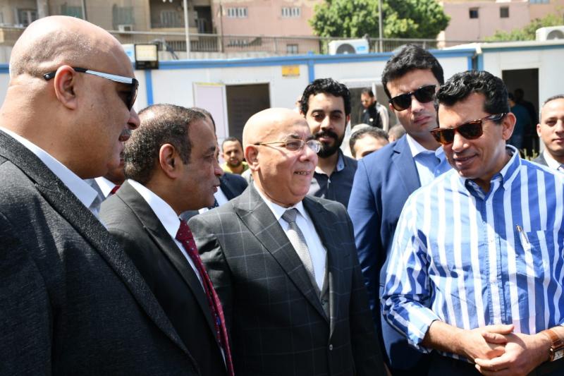 وزير الشباب والرياضة يتفقد أعمال التطوير بمركز شباب حدائق القبة 
