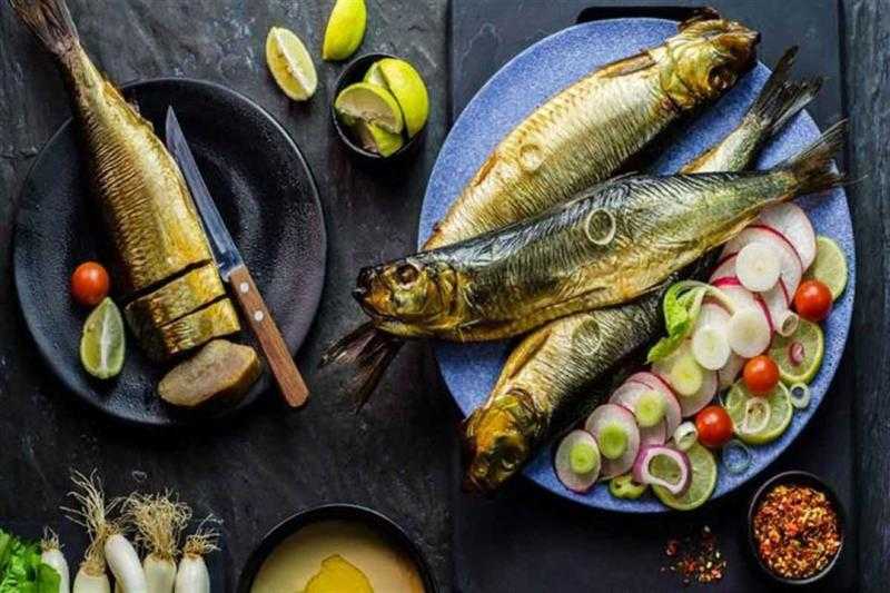 بلاش فسيخ.. كيف نتناول الأسماك المملحة في الصيام؟ «فيديو»