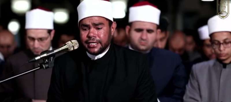 شعائر صلاتي العشاء والتراويح من الجامع الأزهر