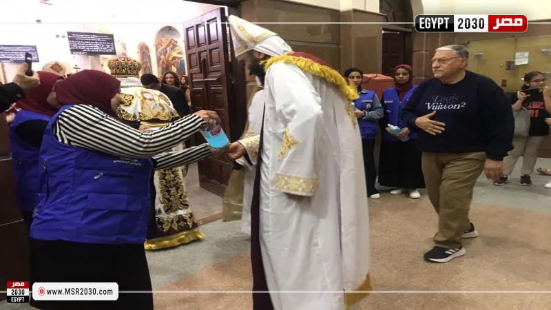 خلال تقديم خدمات مبادرات الصحة