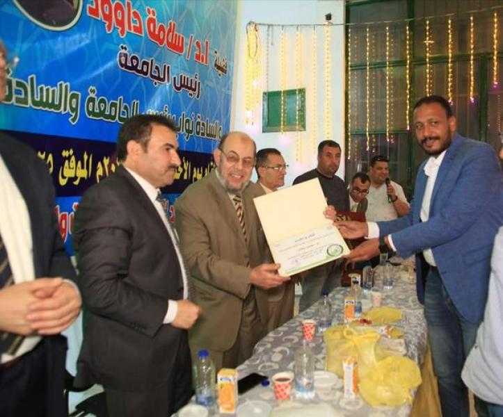 كلية الزراعة جامعة الأزهر بالقاهرة تقيم إفطارًا جماعيًّا وسط أجواء رمضانية