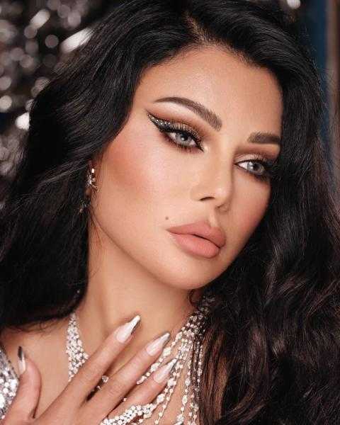 نضال الأحمدية توقع والد هيفاء وهبي في مكيدة وتسرب تسجيل يدين الفنانة