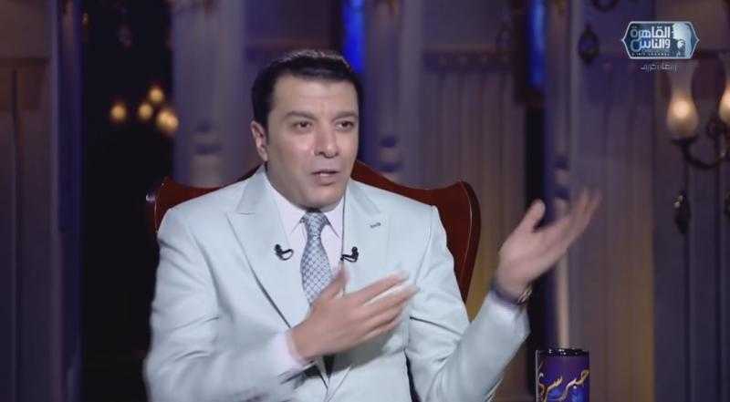 مصطفى كامل يكرم مي كساب ويطالب عمرو سعد بالاعتذار.. اعرف التفاصيل