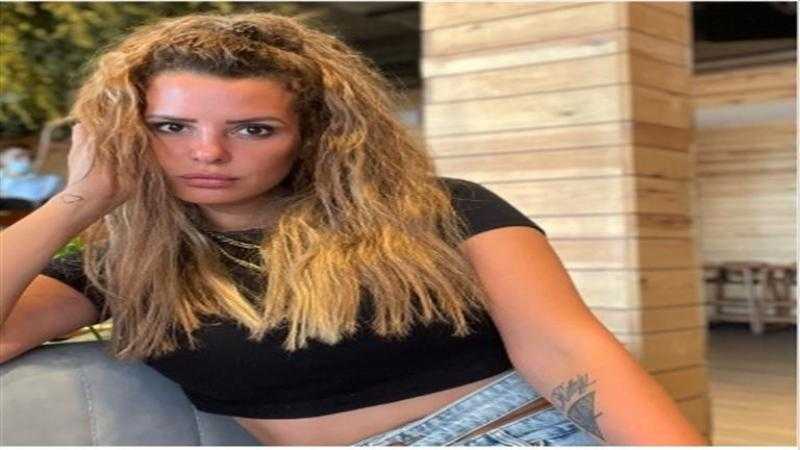 بإطلالة جريئة.. إيمان العاصي تخطف الأنظار