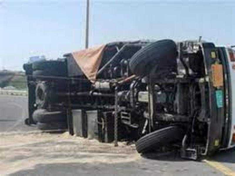 بالأسماء .. مصرع 3 أشخاص وإصابة آخرين في حادث انقلاب ملاكي بكفر الشيخ