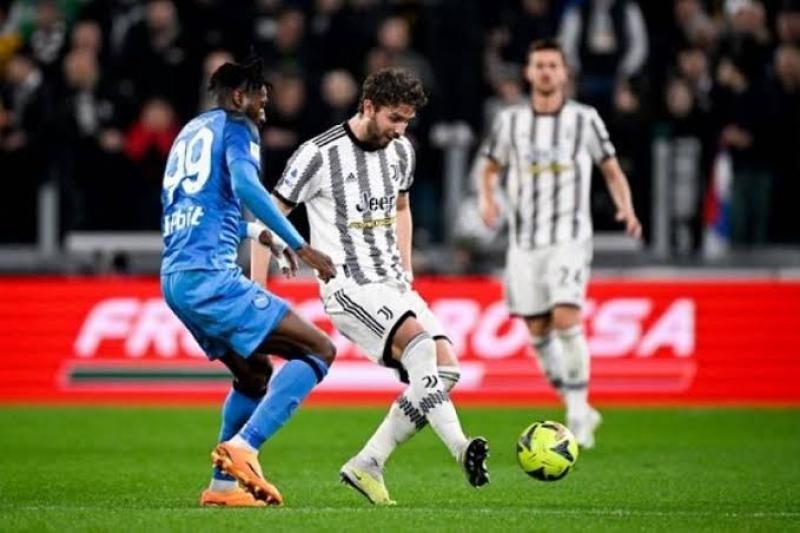 نابولي يخطف فوزًا قاتلًا من يوفنتوس في الدوري الإيطالي