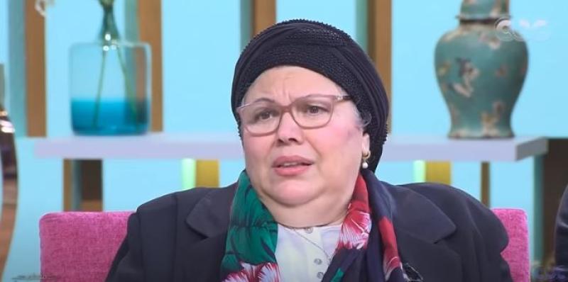 «أم رائعة».. والدة عمرو يوسف تكشف أبرز مميزات كندة علوش.. «فيديو»