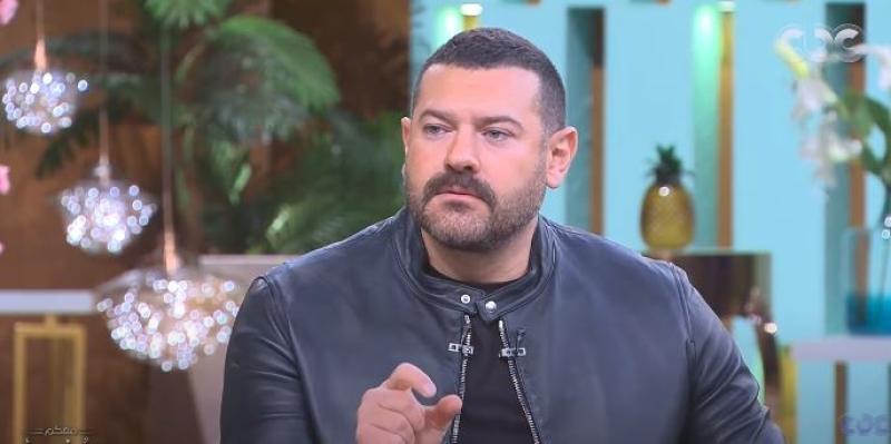 عمرو يوسف: تنفيذ المعارك في ”الكتيبة 101” مبني على الواقعية.. «فيديو»