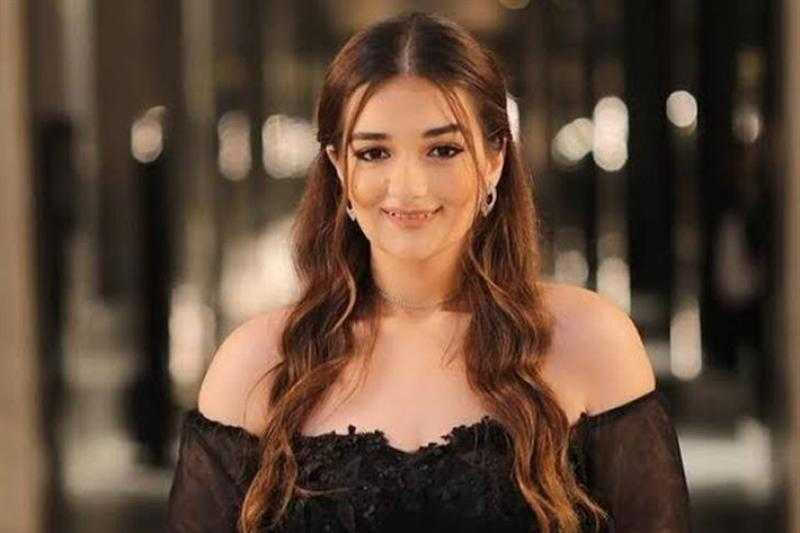 خسرت الكثير من وزنها.. ملك أحمد زاهر بإطلالة تكشف عن رشاقتها