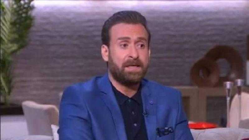 نضال الشافعي يهاجم استفتاء النقاد العرب