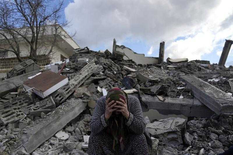 مصرع خمسة أشخاص جراء تفجير استهدف مركزًا للشرطة في باكستان