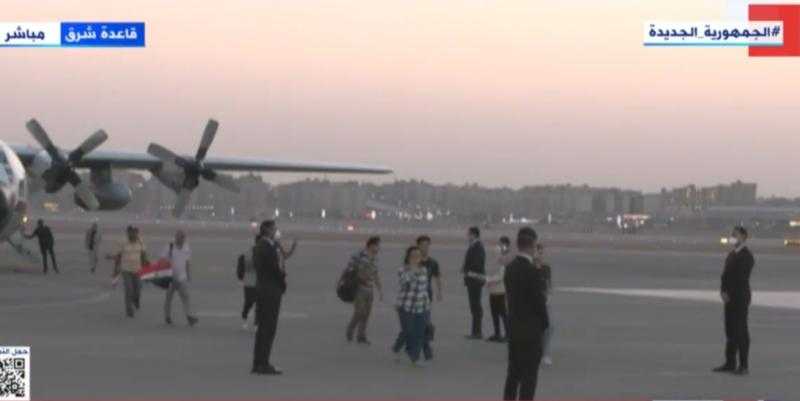 أحد العائدين من السودان: «مفيش بعد مصر» - فيديو