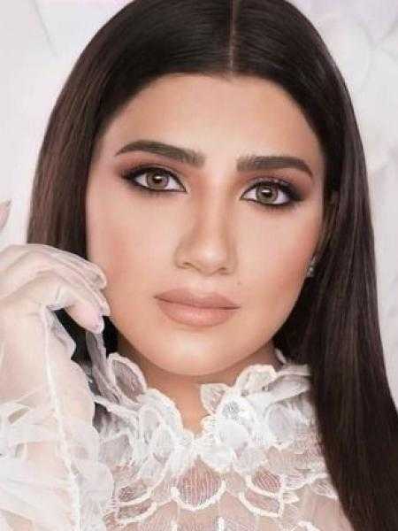 بفستان أبيض.. مي عمر تخطف الأنظار في أحدث ظهور لها