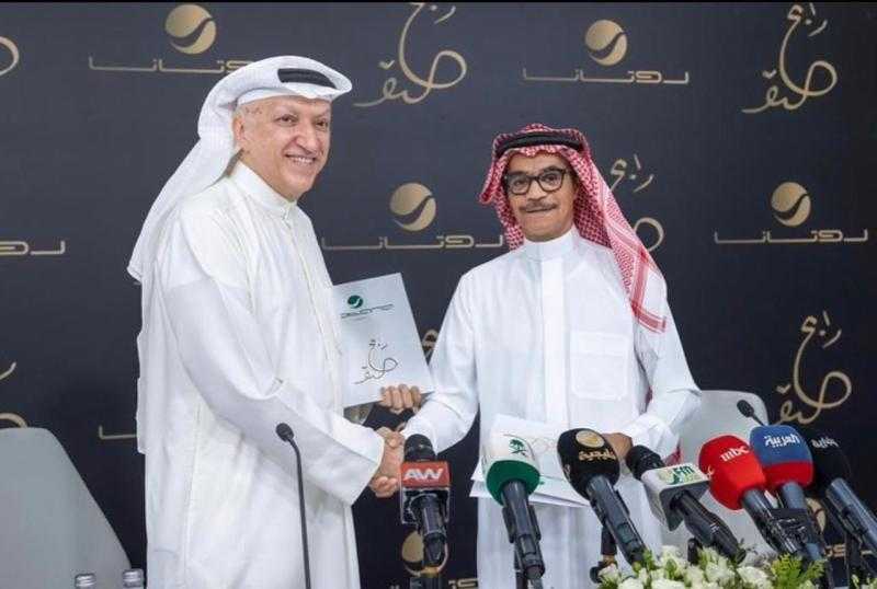 شركة روتانا تجدد عقدها مع الفنان رابح صقر