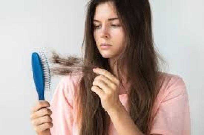 هاني الناظر يكشف عن أفضل طريقة لتطويل الشعر وزيادة كثافته