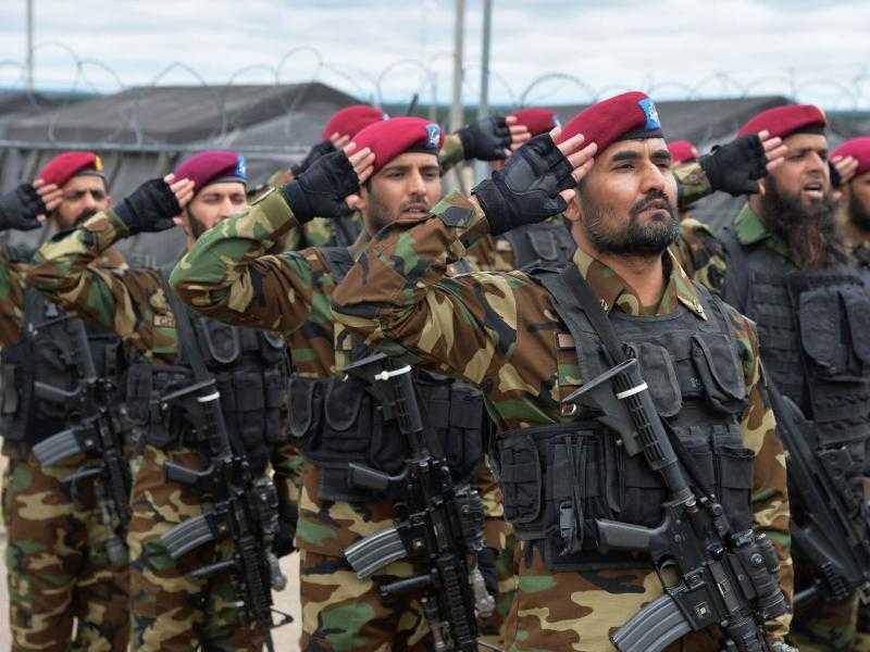 مقتل 3 جنود و7 متمردين بمواجهات في باكستان