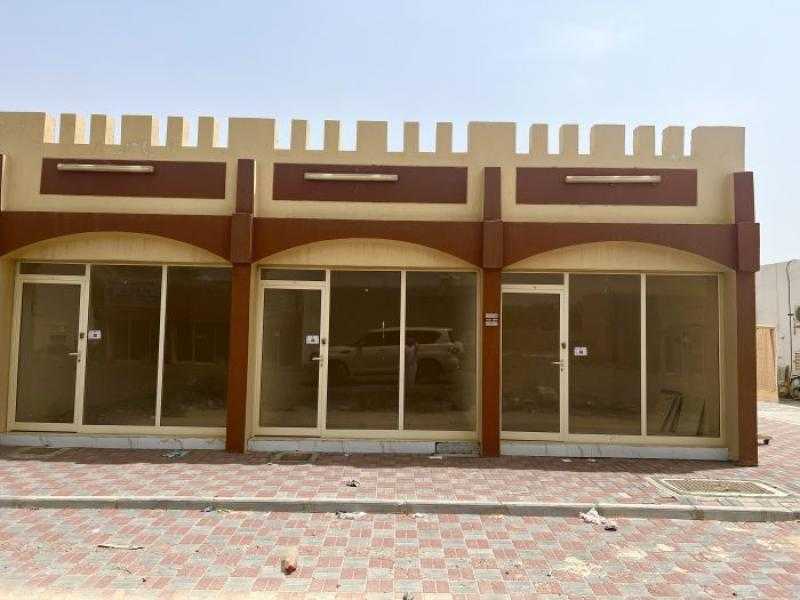 طرح 13 محالًا تجاريًا وصيدليتين ومخبز بمدينتي حدائق أكتوبر وبدر للبيع في مزاد علني