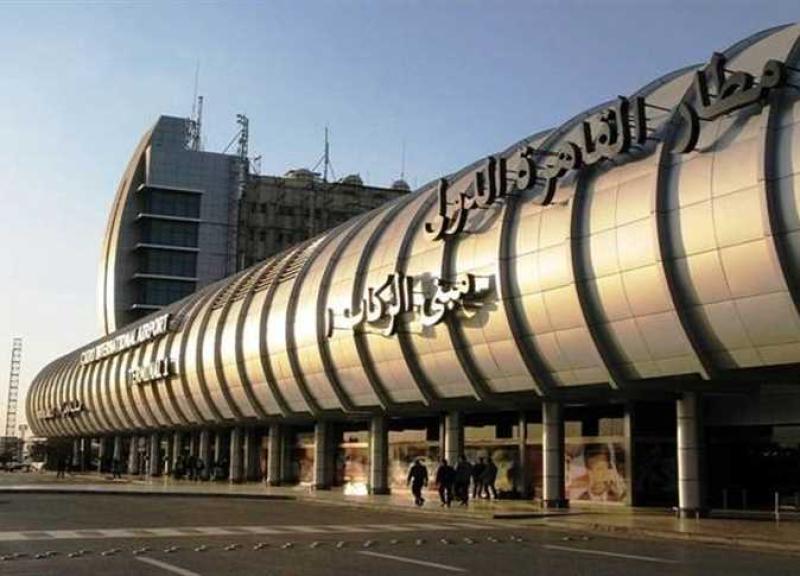 مطار القاهرة 