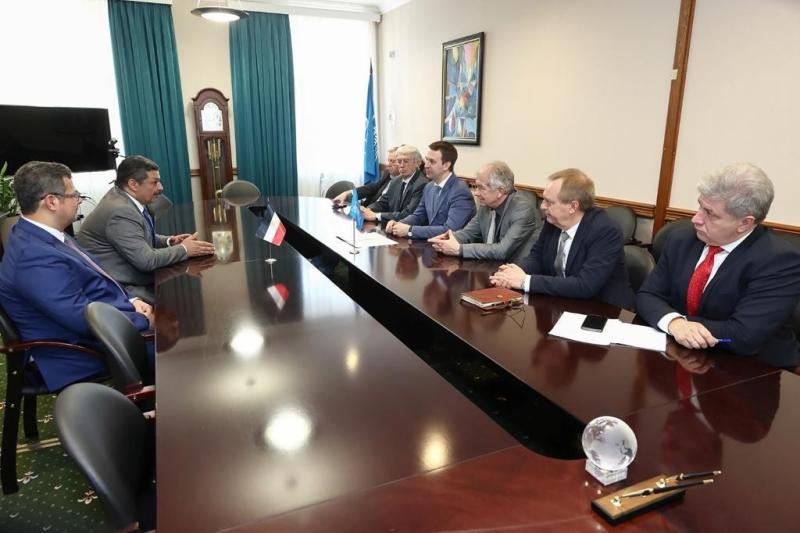 رئيس «الطاقة الذرية» يزور روسيا لبحث التعاون مع معهد البحوث النووية «JINR»