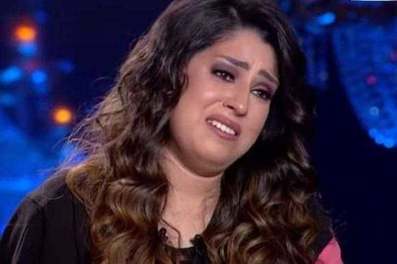 بعد رحيل مصطفى درويش.. آيتن عامر: أنا بكره الموت أوي