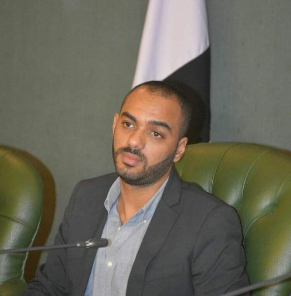 محمود كامل 