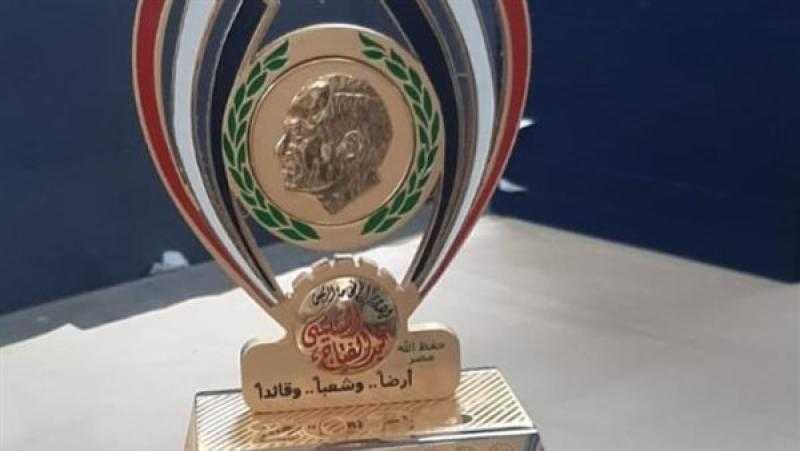 مصلحة سك العملة تصمم صورة مجسمة للرئيس السيسي احتفالًا بعيد العمال