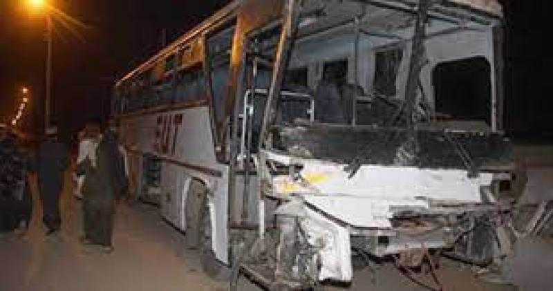 بالأسماء.. إصابة 11 شخصًا في حادث أتوبيس نقل جماعي بـ «صحراوي المنيا»