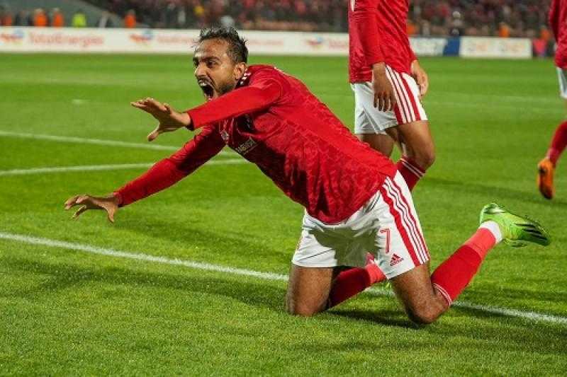 ناقد رياضي يُحمل اتحاد الكرة مسؤولية خلاف الأهلي والزمالك بشأن عقوبة كهربا