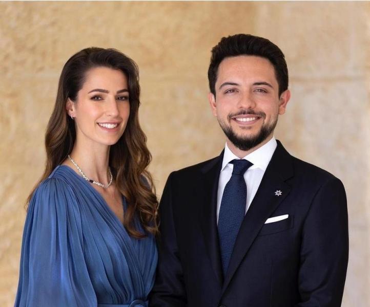 ولي العهد الأردني عن خطيبته: «مش كل يوم الواحد بيتعرف على حد زي رجوة»