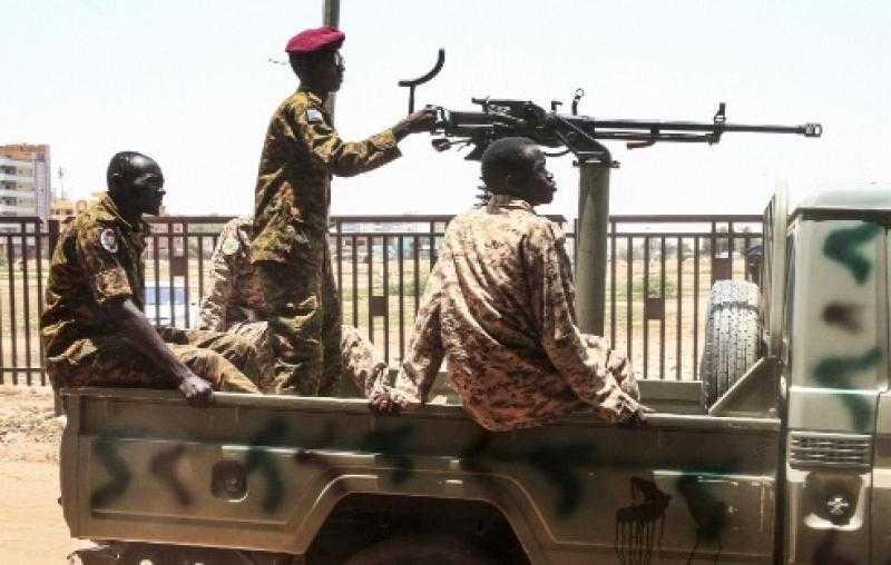 هل يلجأ الجيش السوداني إلى سياسة الأرض المحروقة لدحر المتمردين؟ - فيديو