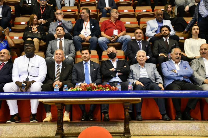 وزير الرياضة يشهد افتتاح بطولة كأس الكؤوس الإفريقية لكرة اليد بالأهلي