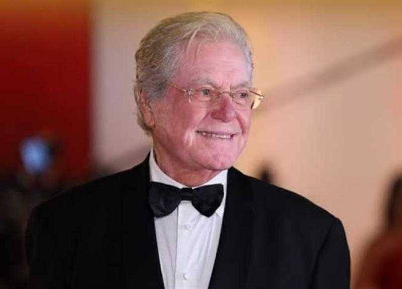 حسين فهمي يفتتح الدورة الأولى من المهرجان الليبي.. الليلة