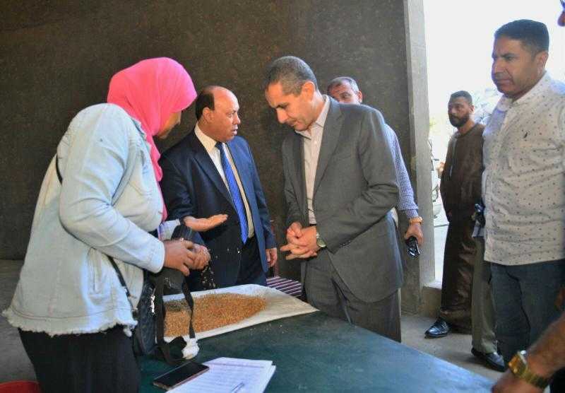 جولة مفاجئة لمحافظ الغربية لمراجعة وزن الرغيف بمخابز كفر الزيات