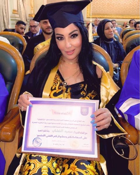 «المتحدة للأعلام» تنفي حصول سمية الخشاب على الدكتوراه الفخرية