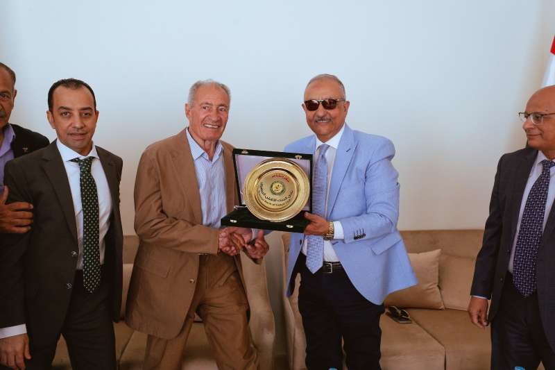 أشرف نصار وحسن مصطفى