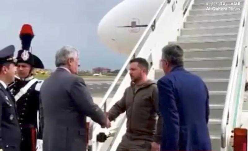 الرئيس الأوكراني يزور إيطاليا ويجتمع مع بابا الفاتيكان.. فيديو