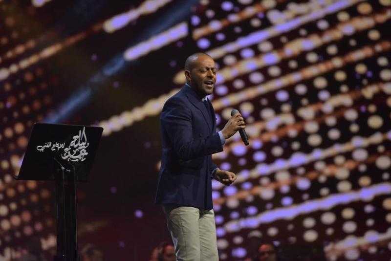 تامر عاشور يشعل مهرجان الصيف بالكويت وسط حضور جماهيري كبير