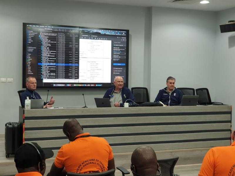 وزارة الرياضة والأكاديمية الأفريقية لكرة اليد تنفذان الدورة التدريبية للمدربين الأفارقة للرخص الدولية