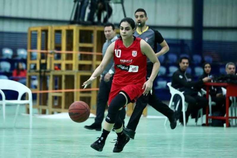 دينا عمرو